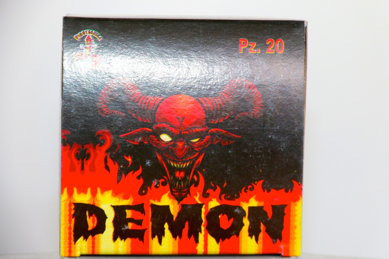 DEMON – PETARDO A SFEGAMENTO – 20 PEZZI – Shop Pyrodreams